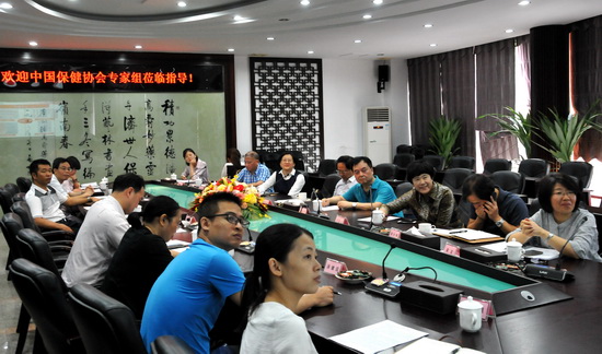 5专家领导们分享交流.jpg